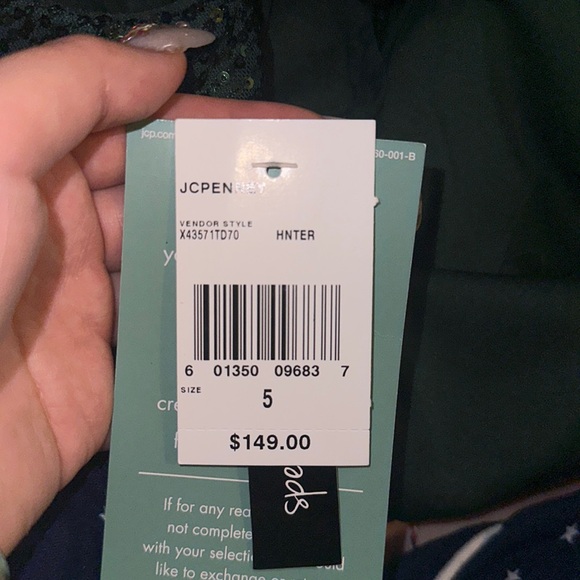 allover sequin with sparkles, spaghetti straps at the shoulders, left slit - Picture 3 of 3